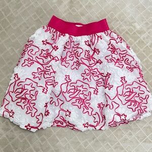White and pink skirt